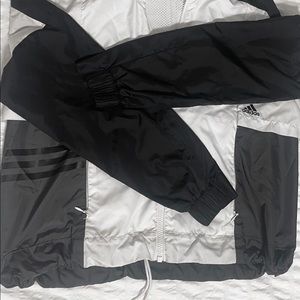 women’s adidas cropped windbreaker